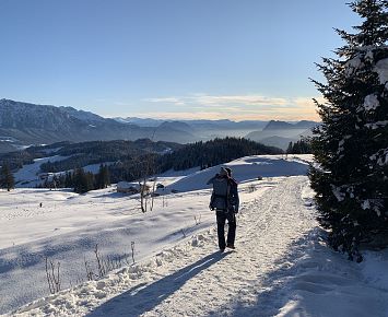Abstieg_Sonnenuntergang_Winterwandern_Kraxe_Spitzstein(c)Alpenbaby (12)